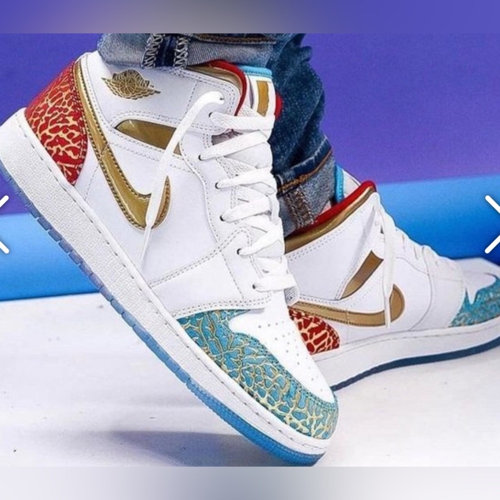 Jordan 1 Mid SS "Sneaker School"